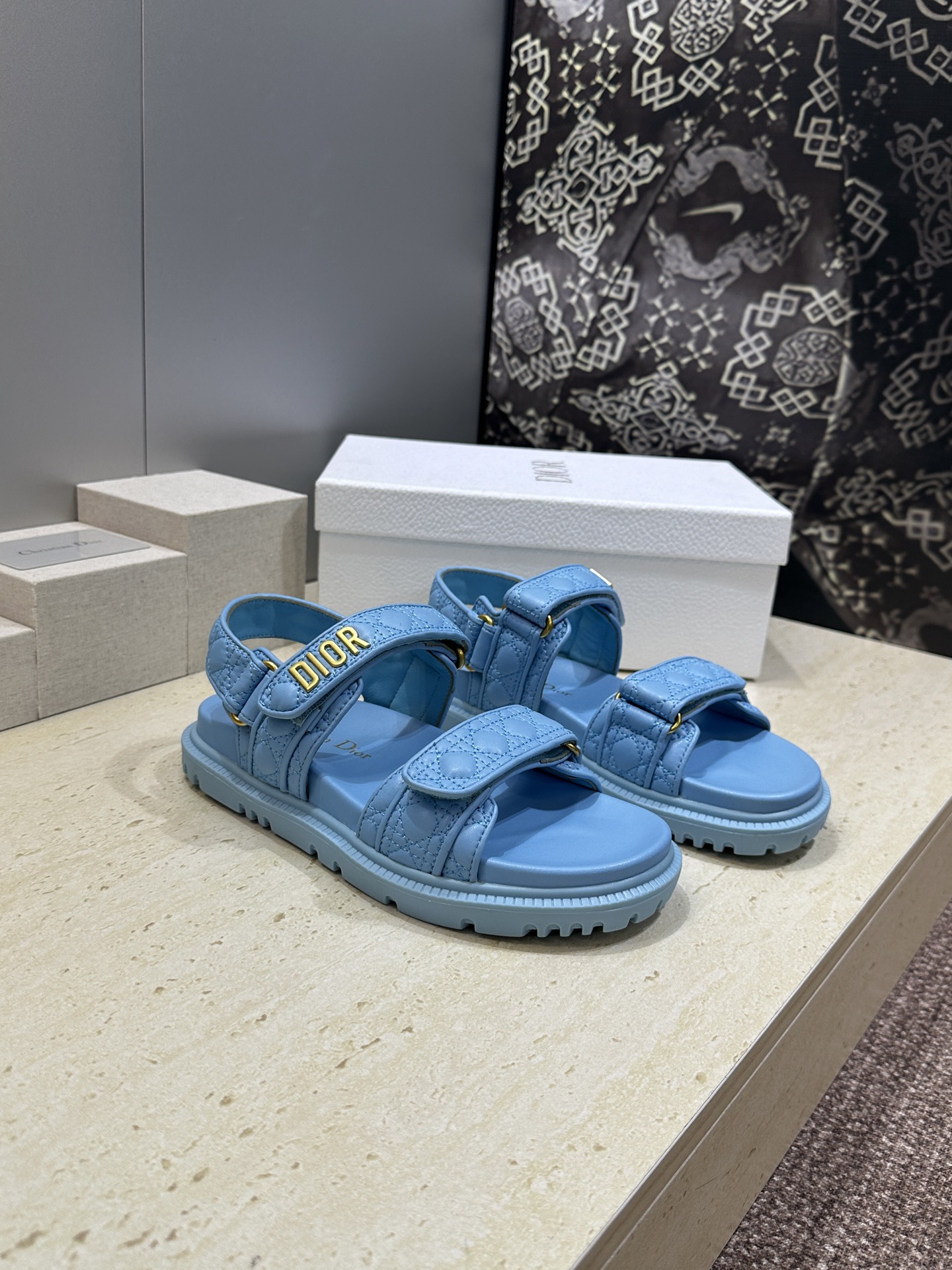 顶级版 迪奥 Dior 春夏经典款 Ract 魔术贴菱格电绣休闲女鞋 CD字母logo五金扣厚底圆头露趾