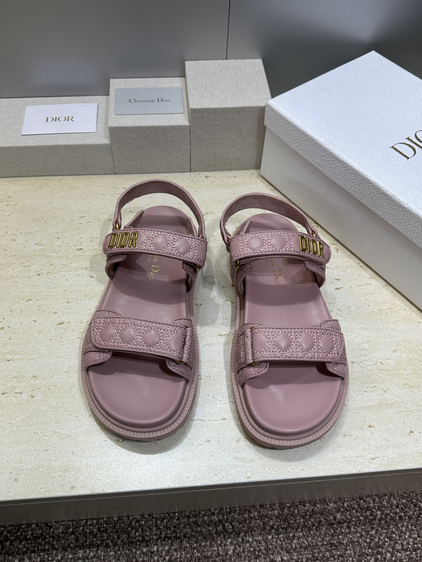 顶级版 迪奥 Dior 春夏经典款 Ract 魔术贴菱格电绣休闲女鞋 CD字母logo五金扣厚底圆头露趾