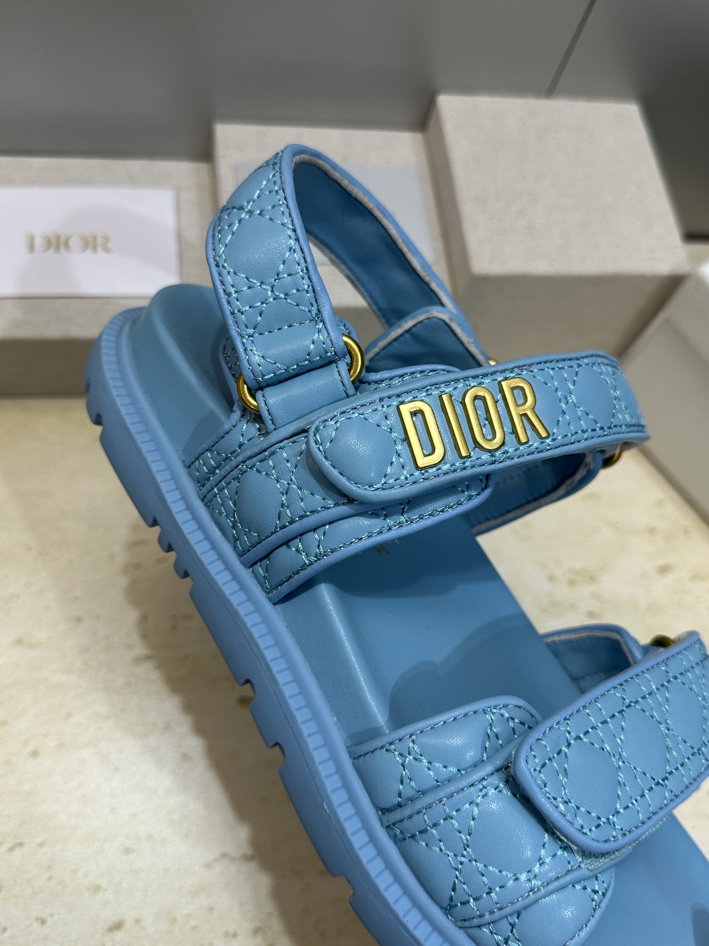 顶级版 迪奥 Dior 春夏经典款 Ract 魔术贴菱格电绣休闲女鞋 CD字母logo五金扣厚底圆头露趾