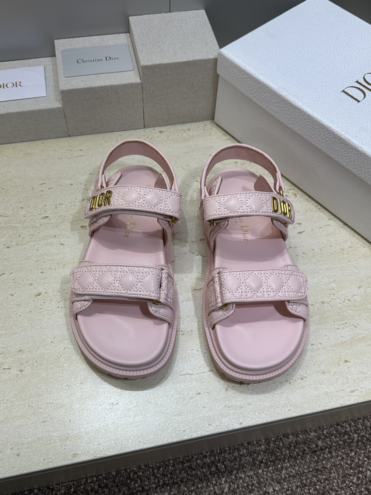 顶级版 迪奥 Dior 春夏经典款 Ract 魔术贴菱格电绣休闲女鞋 CD字母logo五金扣厚底圆头露趾