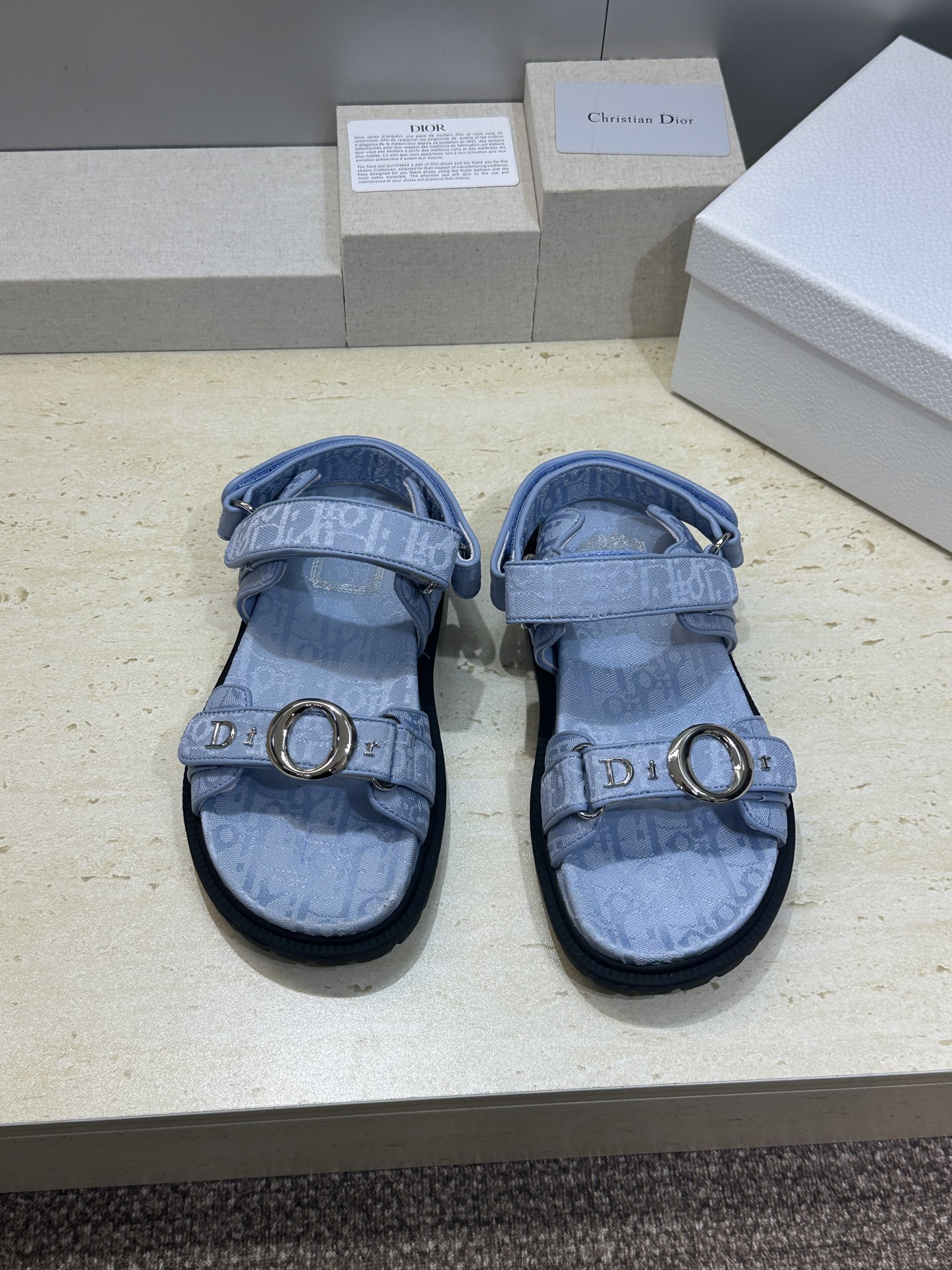 顶级版 迪奥 Dior 2026春夏走秀新款 My 魔术贴厚底休闲女鞋 CD字母logo五金扣平底圆头露