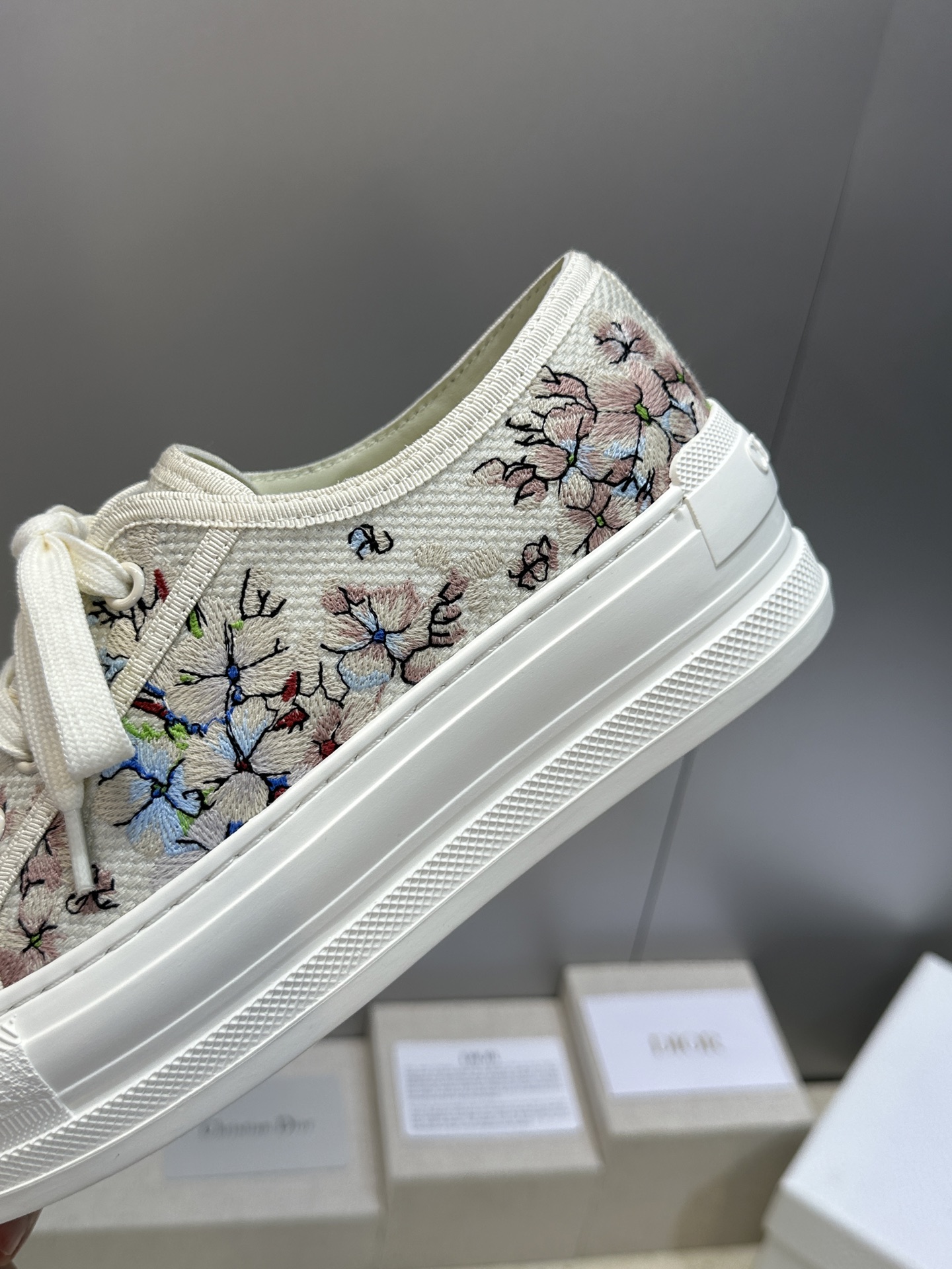 工厂价:女码/男码+10Dior 迪奥2026春夏最新情侣款厚底绑带低帮休闲鞋 Walk’n Dior 