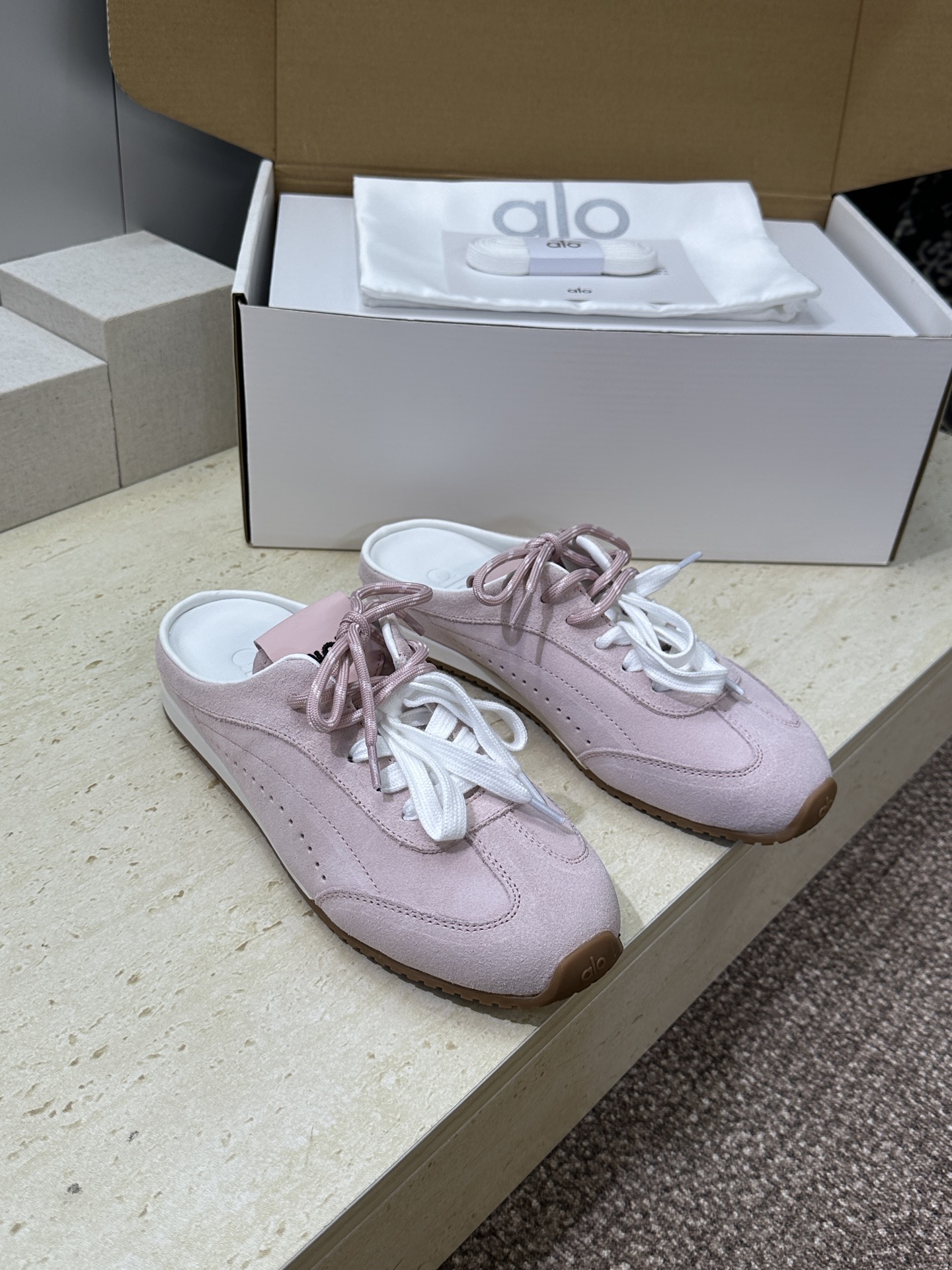 （配全套飞机盒） alo 2026春夏新款高定系列 Sunset Sneaker系带徳训休闲运动穆勒女鞋