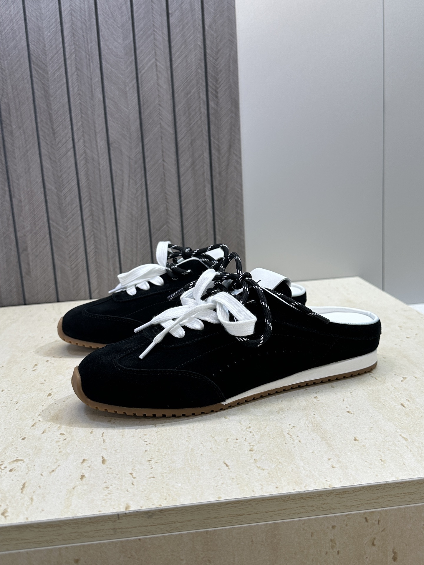 （配全套飞机盒） alo 2026春夏新款高定系列 Sunset Sneaker系带徳训休闲运动穆勒女鞋