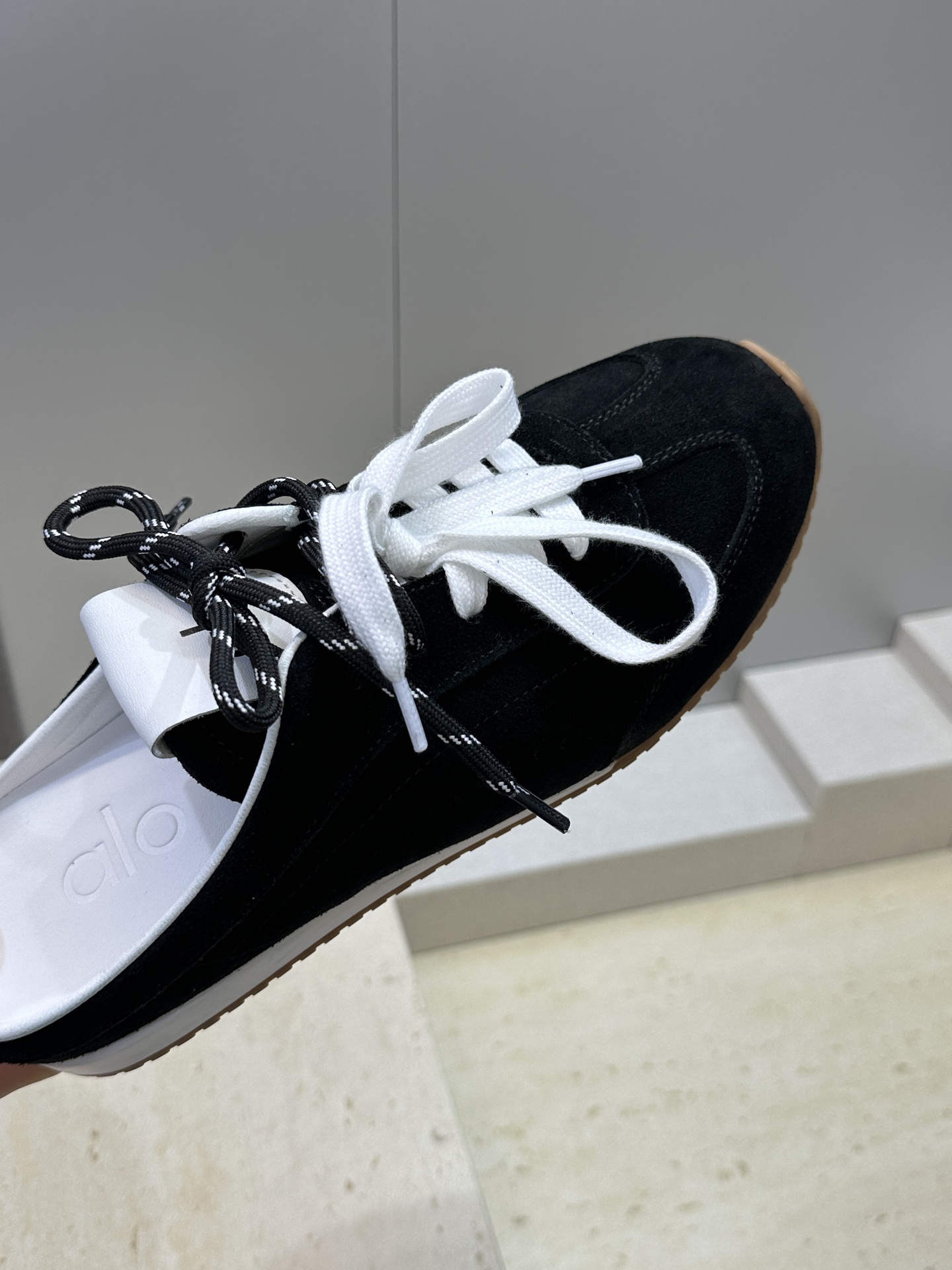 （配全套飞机盒） alo 2026春夏新款高定系列 Sunset Sneaker系带徳训休闲运动穆勒女鞋