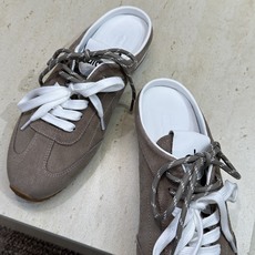 (配全套飞机盒) alo 2026春夏新款高定系列 Sunset Sneaker系带徳训休闲运动穆勒女鞋 (配全套飞机盒) alo 2026春夏新款高定系列 Sunset Sneaker系带徳训休闲运动穆勒女鞋