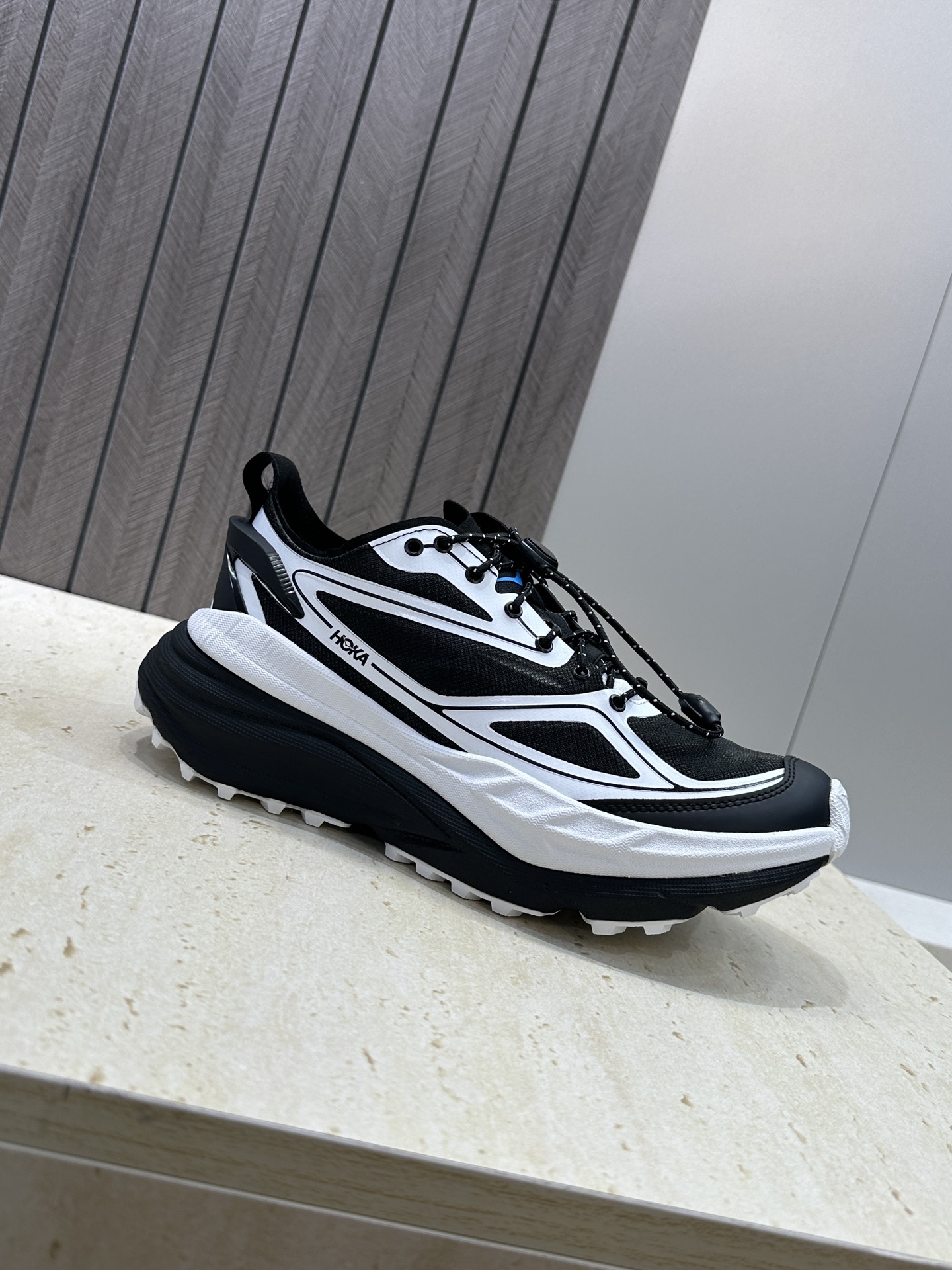 (配全套飞机盒）HOKA ONE Mafate  2026 春夏情侣装新款拼色休闲登山鞋  字母logo