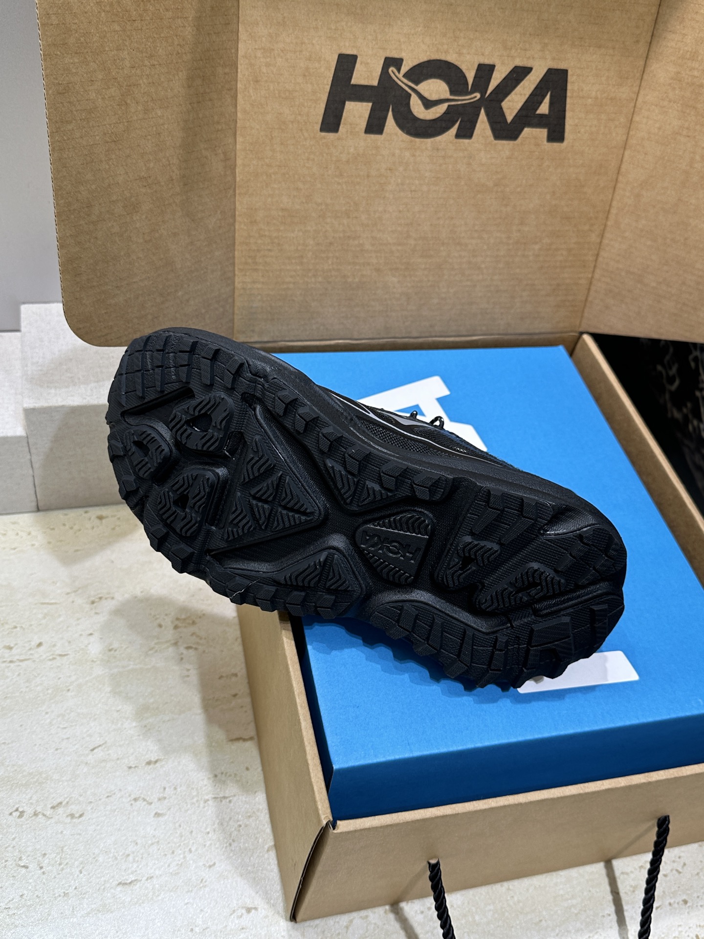 (配全套飞机盒）HOKA ONE Mafate  2026 春夏情侣装新款拼色休闲登山鞋  字母logo