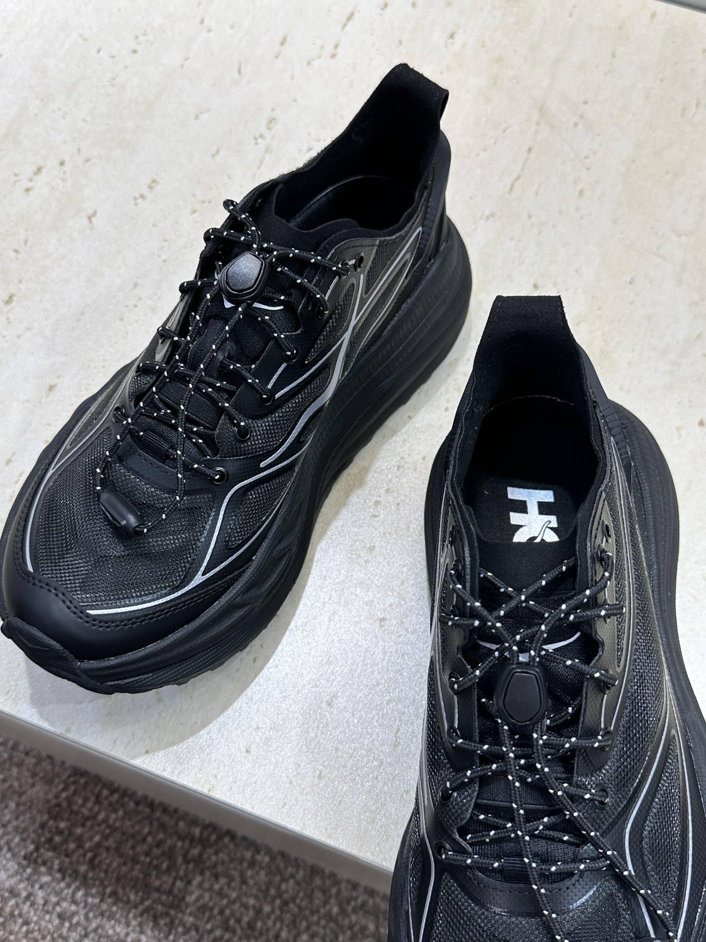 (配全套飞机盒）HOKA ONE Mafate  2026 春夏情侣装新款拼色休闲登山鞋  字母logo