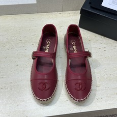 CHANEL 香奈儿经典系列 2026春夏新色平底玛丽珍芭蕾舞女鞋 小香双C字母logo五金扣果冻色草编 CHANEL 香奈儿经典系列 2026春夏新色平底玛丽珍芭蕾舞女鞋 小香双C字母logo五金扣果冻色草编