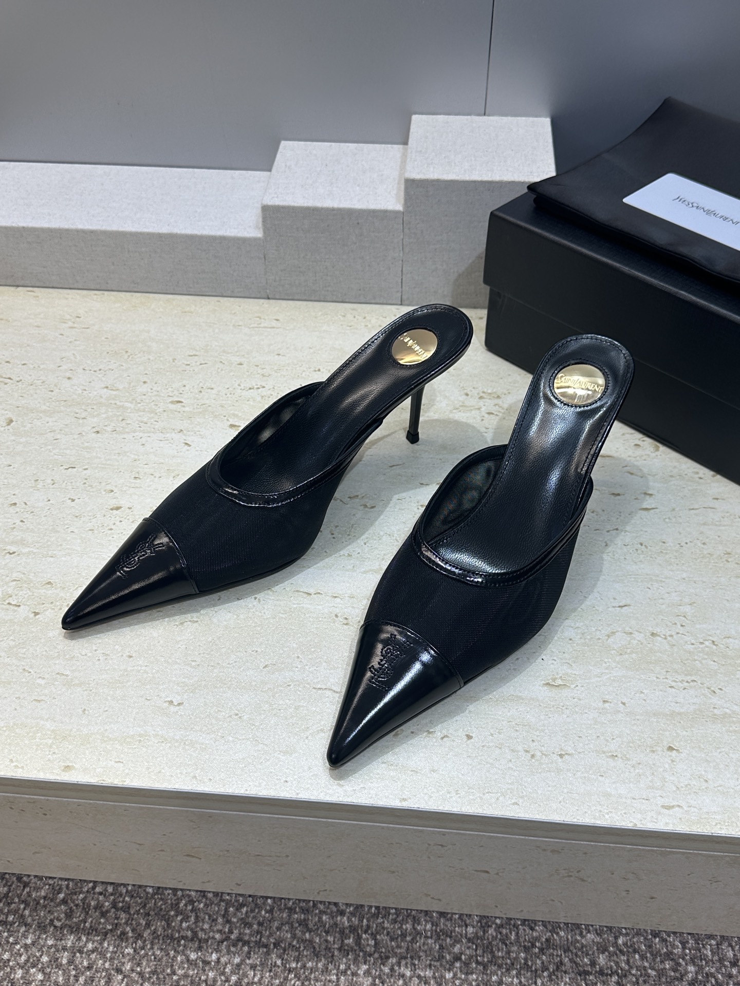 SAINT LAURENT PARIS 圣罗兰2026春夏新款高跟尖头女鞋  YSL字母logo明星同款