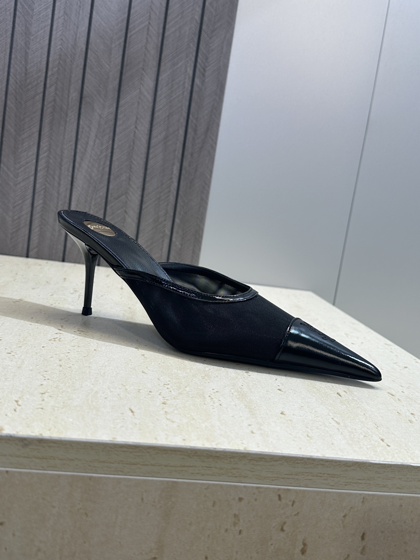 SAINT LAURENT PARIS 圣罗兰2026春夏新款高跟尖头女鞋  YSL字母logo明星同款