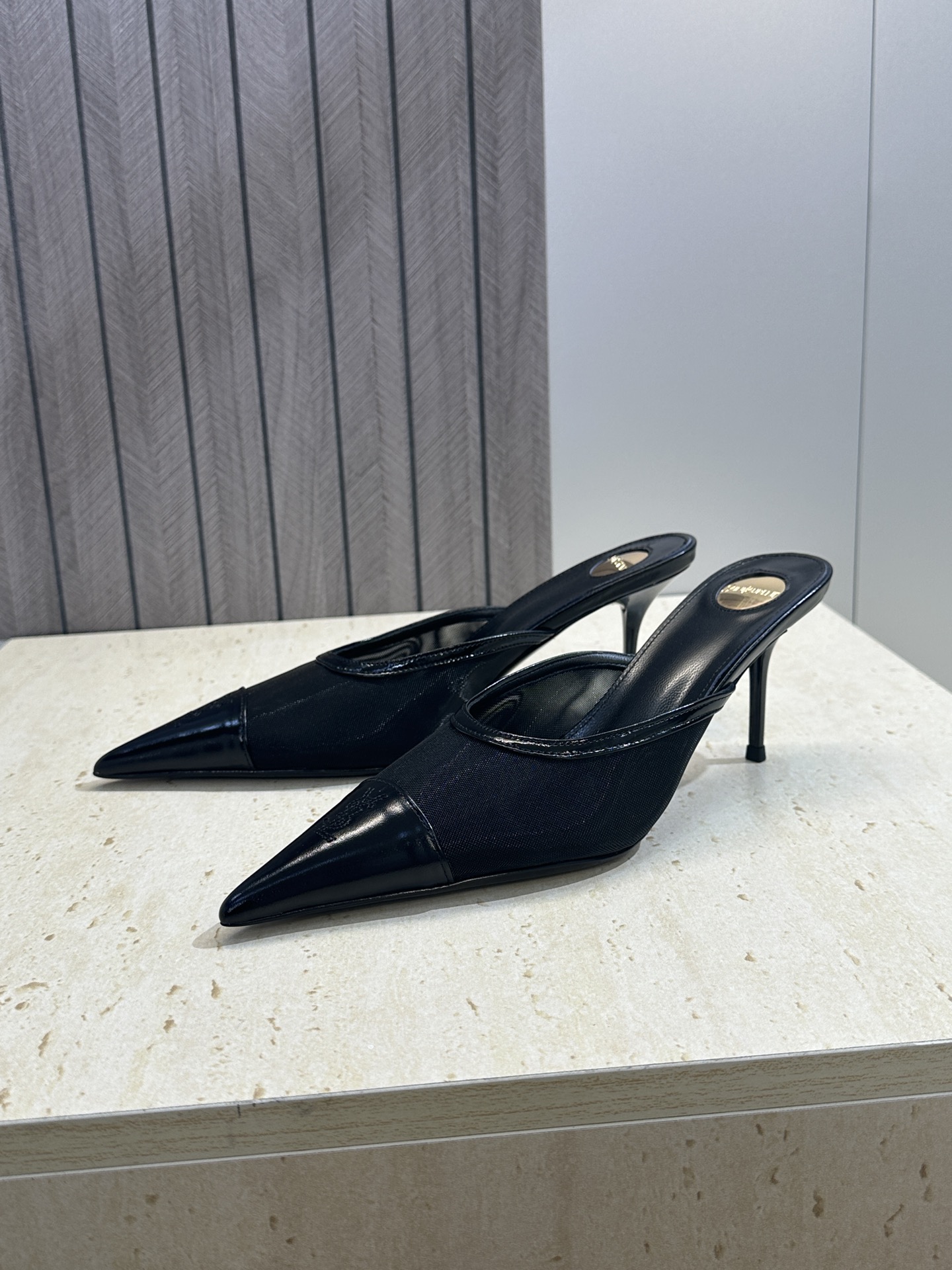SAINT LAURENT PARIS 圣罗兰2026春夏新款高跟尖头女鞋  YSL字母logo明星同款