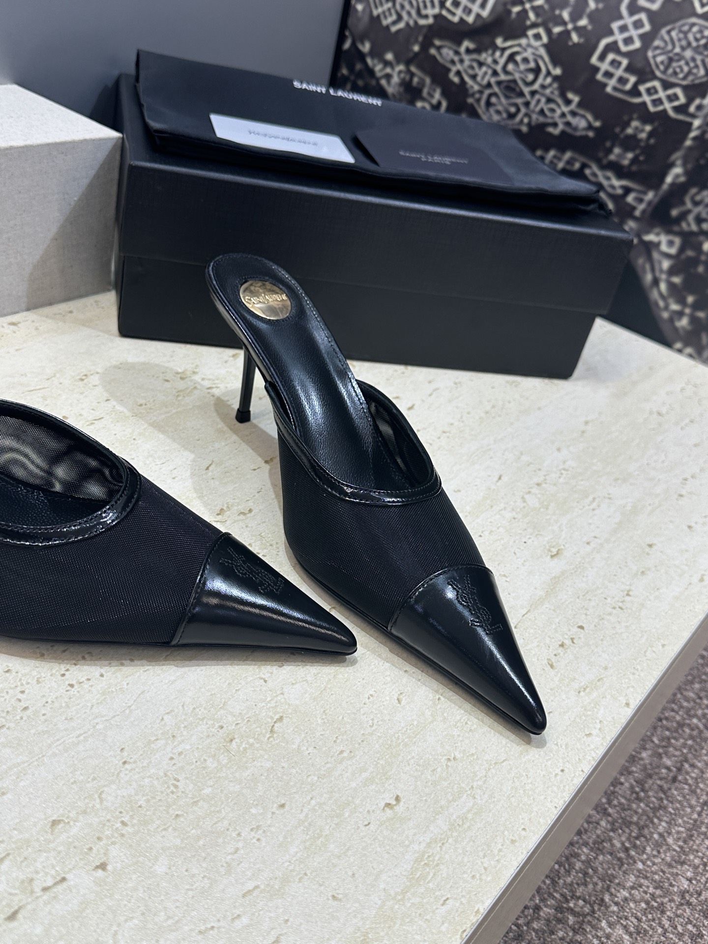 SAINT LAURENT PARIS 圣罗兰2026春夏新款高跟尖头女鞋  YSL字母logo明星同款