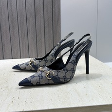Gucci 2026春夏新款高跟尖头女鞋 古驰字母logo五金扣经典老花布拼色后空凉鞋材质:鞋面进口小牛 Gucci 2026春夏新款高跟尖头女鞋 古驰字母logo五金扣经典老花布拼色后空凉鞋材质:鞋面进口小牛