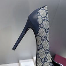 Gucci 2026春夏新款高跟尖头女鞋 古驰字母logo五金扣经典老花布拼色单鞋材质:鞋面进口小牛皮/ Gucci 2026春夏新款高跟尖头女鞋 古驰字母logo五金扣经典老花布拼色单鞋材质:鞋面进口小牛皮/