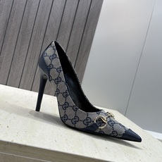 Gucci 2026春夏新款高跟尖头女鞋 古驰字母logo五金扣经典老花布拼色单鞋材质:鞋面进口小牛皮/ Gucci 2026春夏新款高跟尖头女鞋 古驰字母logo五金扣经典老花布拼色单鞋材质:鞋面进口小牛皮/