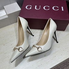 Gucci 2026春夏新款高跟尖头女鞋 古驰字母logo五金扣经典老花布拼色单鞋材质:鞋面进口小牛皮/ Gucci 2026春夏新款高跟尖头女鞋 古驰字母logo五金扣经典老花布拼色单鞋材质:鞋面进口小牛皮/