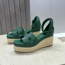(配全套飞机盒) 莞货 代购级Hermes 爱马仕 2026春夏新色经典款 Luce 厚底拼色坡跟女鞋 (配全套飞机盒) 莞货 代购级Hermes 爱马仕 2026春夏新色经典款 Luce 厚底拼色坡跟女鞋