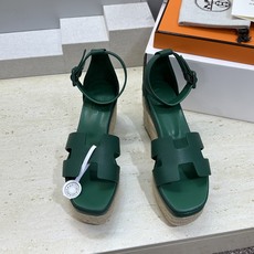 (配全套飞机盒) 莞货 代购级Hermes 爱马仕 2026春夏新色经典款 Luce 厚底拼色坡跟女鞋 (配全套飞机盒) 莞货 代购级Hermes 爱马仕 2026春夏新色经典款 Luce 厚底拼色坡跟女鞋