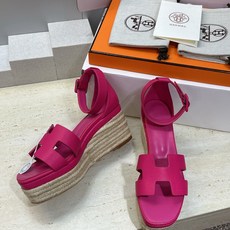 (配全套飞机盒) 莞货 代购级Hermes 爱马仕 2026春夏新色经典款 Luce 厚底拼色坡跟女鞋 (配全套飞机盒) 莞货 代购级Hermes 爱马仕 2026春夏新色经典款 Luce 厚底拼色坡跟女鞋