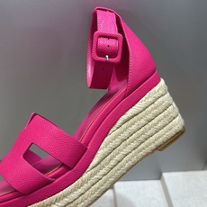 (配全套飞机盒) 莞货 代购级Hermes 爱马仕 2026春夏新色经典款 Luce 厚底拼色坡跟女鞋 (配全套飞机盒) 莞货 代购级Hermes 爱马仕 2026春夏新色经典款 Luce 厚底拼色坡跟女鞋