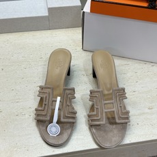 (配全套飞机盒)莞货 代购级 爱马仕 Hermes 2026春夏新色经典款 Oran平底方头拼色工字拖女 (配全套飞机盒)莞货 代购级 爱马仕 Hermes 2026春夏新色经典款 Oran平底方头拼色工字拖女