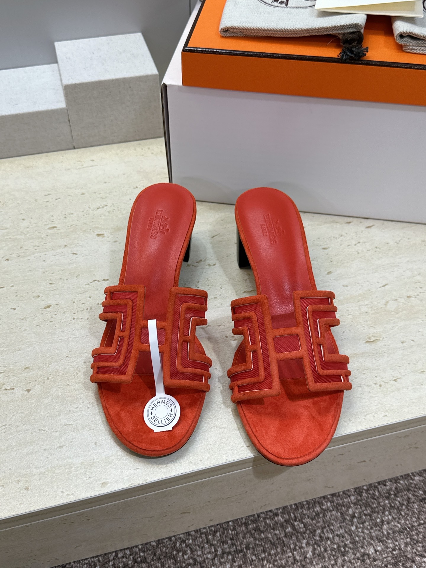 （配全套飞机盒）莞货 代购级 爱马仕 Hermes 2026春夏新色经典款 Oran平底方头拼色工字拖女