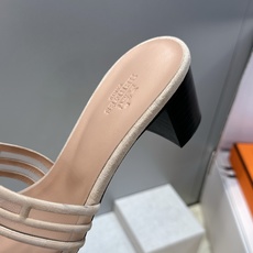 (配全套飞机盒)莞货 代购级 爱马仕 Hermes 2026春夏新色经典款 Oran平底方头拼色工字拖女 (配全套飞机盒)莞货 代购级 爱马仕 Hermes 2026春夏新色经典款 Oran平底方头拼色工字拖女