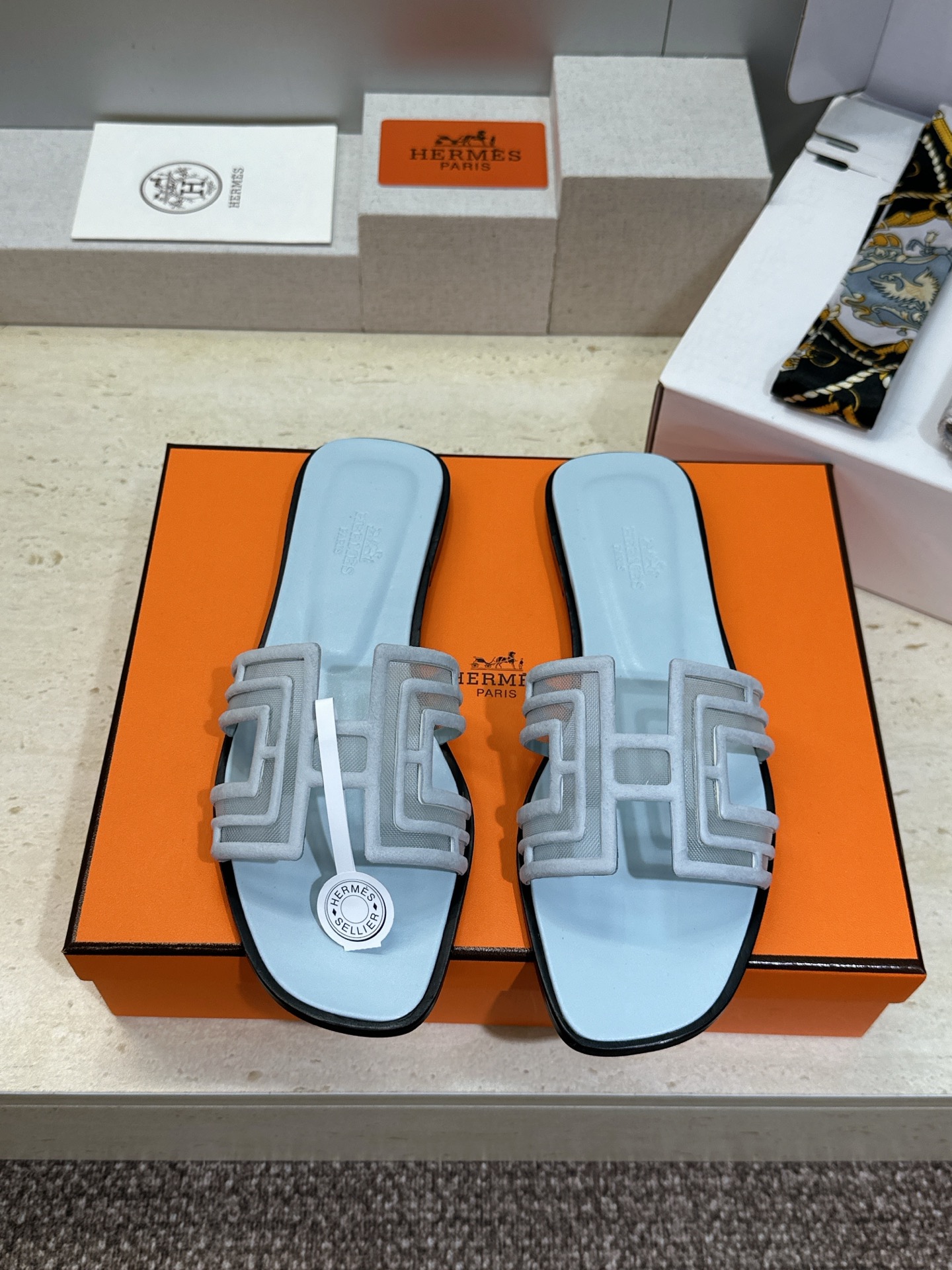 （配全套飞机盒）莞货 代购级 爱马仕 Hermes 2026春夏新色经典款 Oran平底方头拼色工字拖女