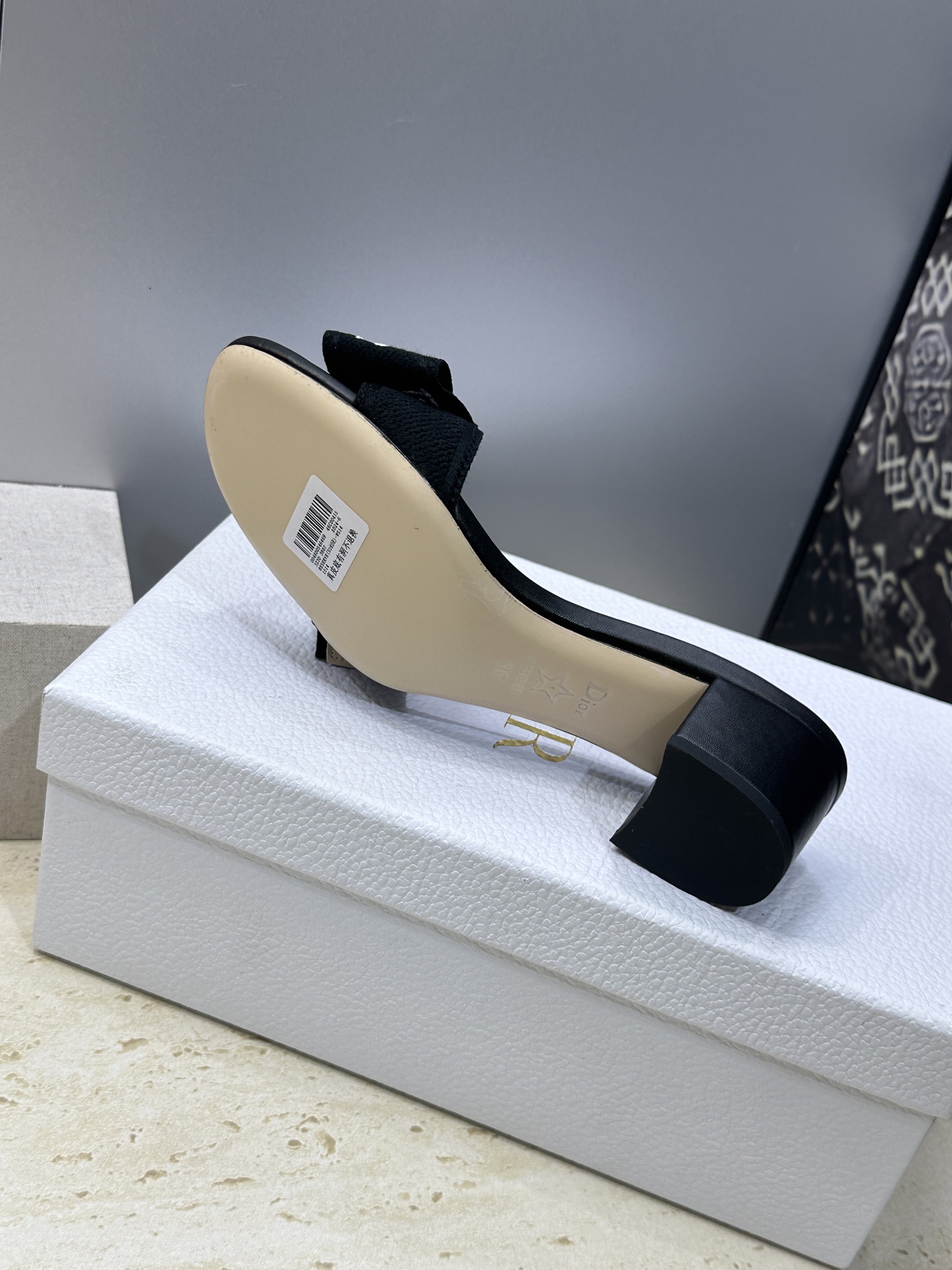 迪奥 Dior 2026 春夏新款J‘ADIOR织带系列粗跟蝴蝶结沙滩女鞋 CD字母logo提花刺绣平底