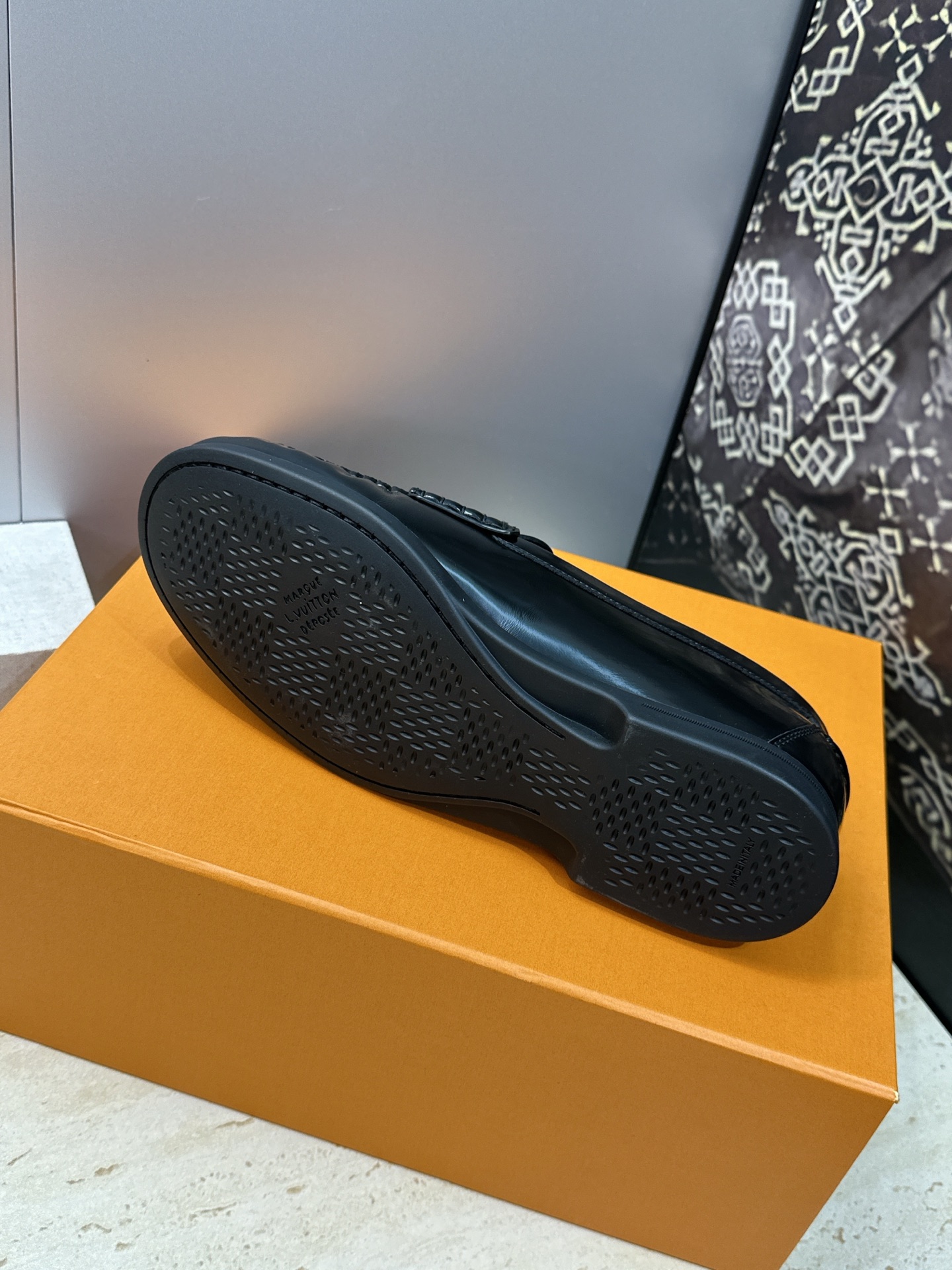 顶级版 Louis Vuitton 2026春夏新款平底豆豆男鞋  LV Cicle 系列字母logo圆