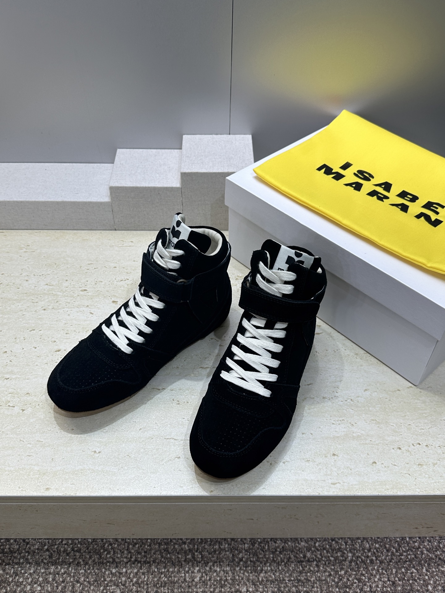 ISABEL MARANT 2026秋冬新款高帮魔术贴运动休闲高帮女鞋 伊莎贝尔字母logo平底内增高系