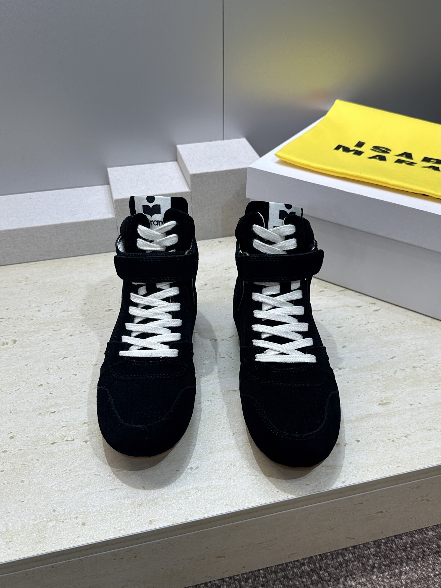 ISABEL MARANT 2026秋冬新款高帮魔术贴运动休闲高帮女鞋 伊莎贝尔字母logo平底内增高系