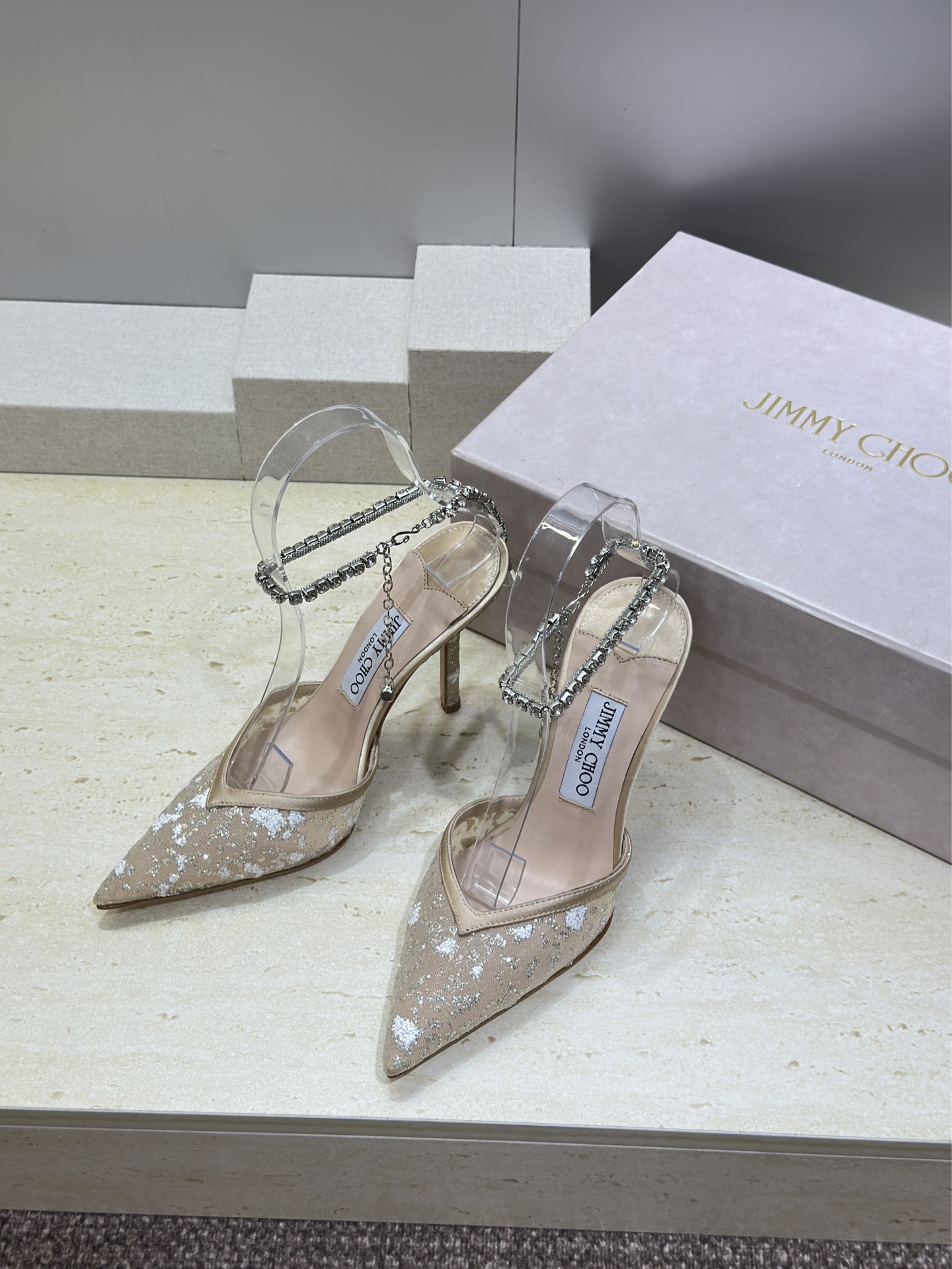 周仰杰Jimmy Choo 2026春夏新款水钻链条时尚女婚鞋 吉米周JC明星同款字母logo 五金扣高