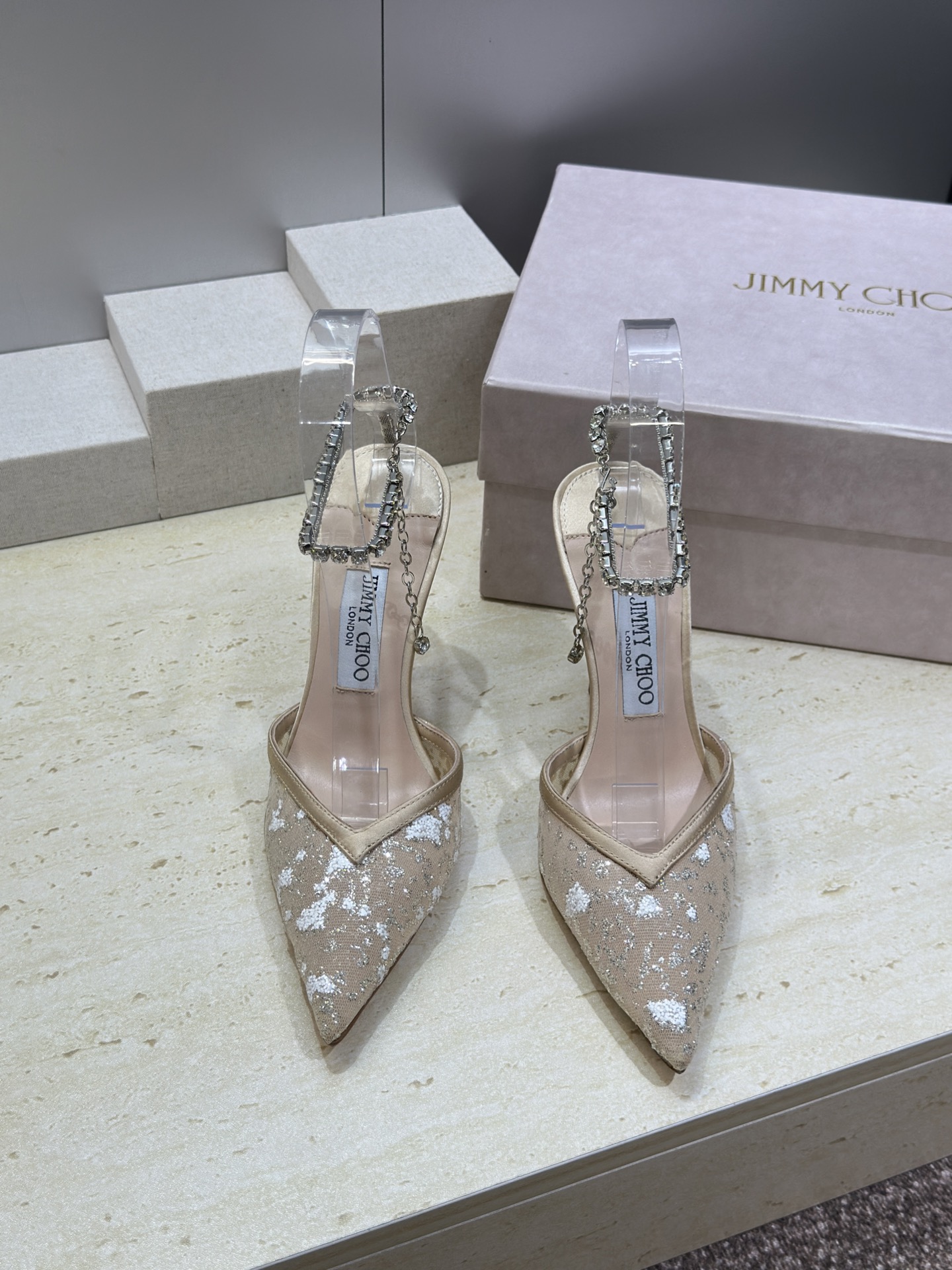 周仰杰Jimmy Choo 2026春夏新款水钻链条时尚女婚鞋 吉米周JC明星同款字母logo 五金扣高