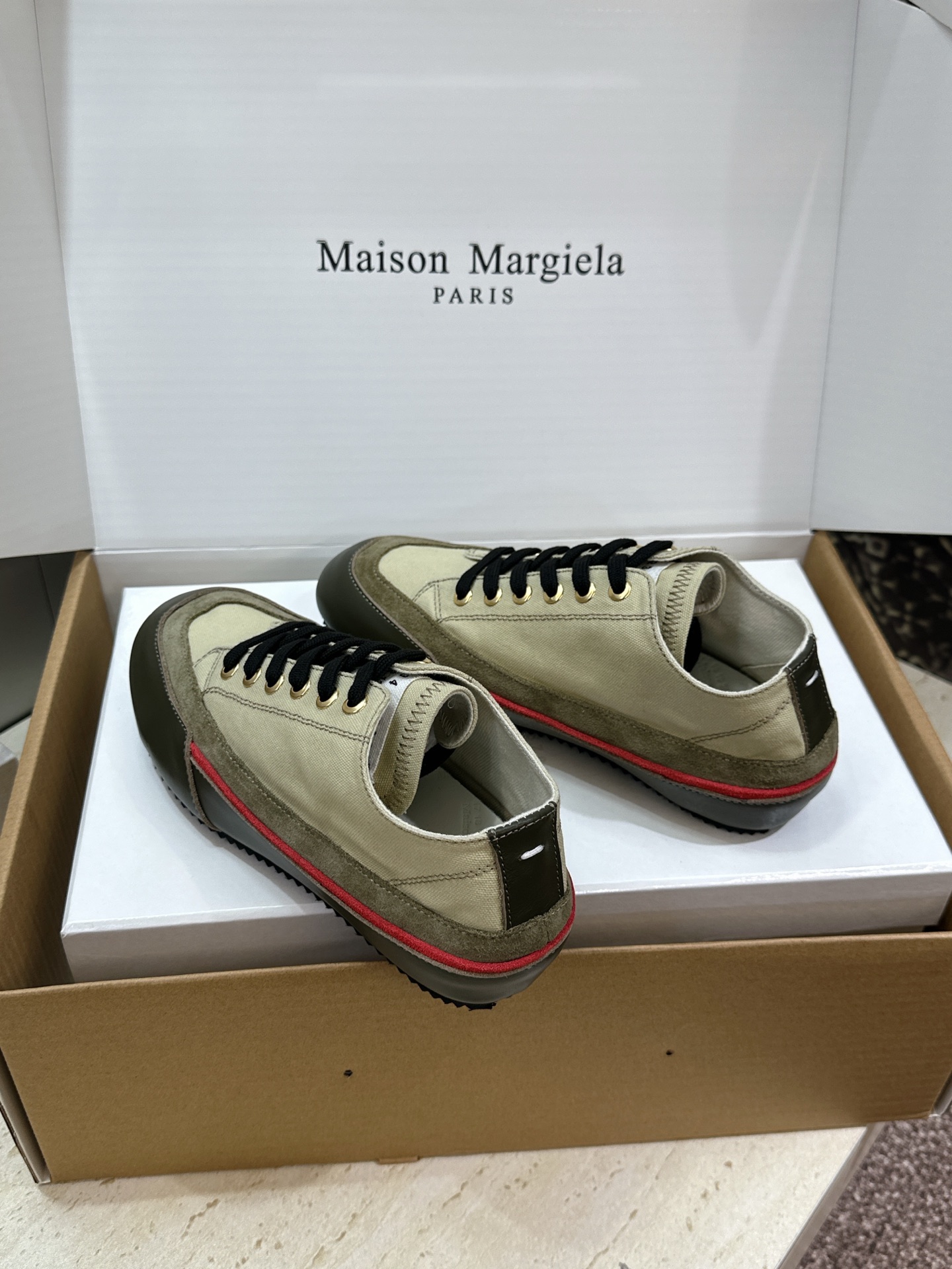 （配全套飞机盒）MaisonMargiela 2026春夏情侣新款系带德训休闲鞋 MM6 马吉拉字母lo