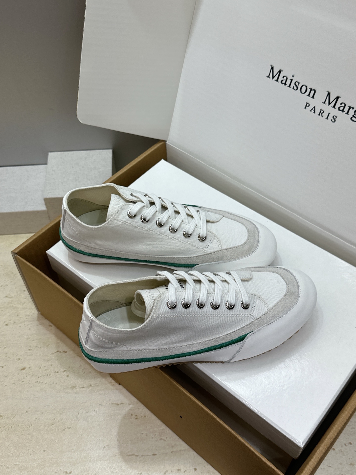 （配全套飞机盒）MaisonMargiela 2026春夏情侣新款系带德训休闲鞋 MM6 马吉拉字母lo