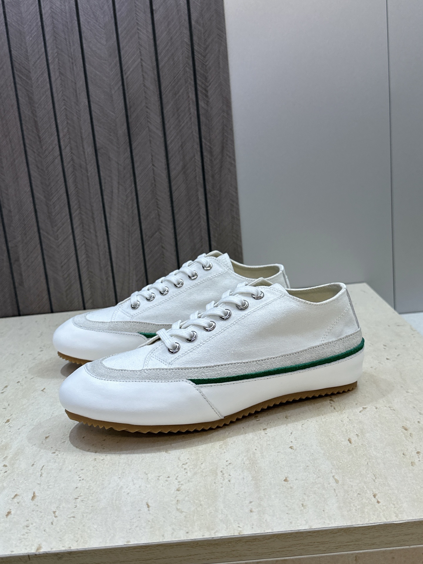 （配全套飞机盒）MaisonMargiela 2026春夏情侣新款系带德训休闲鞋 MM6 马吉拉字母lo