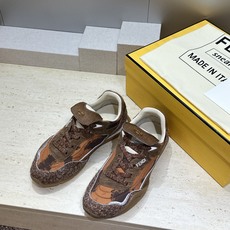 FENDI 芬迪2026春夏新款系列 Wave Pulse系带休闲运动女跑鞋 F家字母logo 拼色厚底 FENDI 芬迪2026春夏新款系列 Wave Pulse系带休闲运动女跑鞋 F家字母logo 拼色厚底