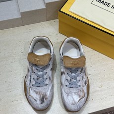 FENDI 芬迪2026春夏新款系列 Wave Pulse系带休闲运动女跑鞋 F家字母logo 拼色厚底 FENDI 芬迪2026春夏新款系列 Wave Pulse系带休闲运动女跑鞋 F家字母logo 拼色厚底