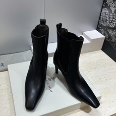 Brunello Cucineli 布鲁内诺库奇内利2026秋冬新款一脚蹬切尔西弹力女短靴 BC字母lo Brunello Cucineli 布鲁内诺库奇内利2026秋冬新款一脚蹬切尔西弹力女短靴 BC字母lo