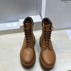 CELINE 2026秋冬新款系带机车女短靴 瑟琳字母logo厚底低跟圆头骑士登山靴材质:鞋面定制进口小 CELINE 2026秋冬新款系带机车女短靴 瑟琳字母logo厚底低跟圆头骑士登山靴材质:鞋面定制进口小