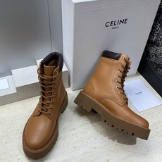 CELINE 2026秋冬新款系带机车女短靴 瑟琳字母logo厚底低跟圆头骑士登山靴材质:鞋面定制进口小 CELINE 2026秋冬新款系带机车女短靴 瑟琳字母logo厚底低跟圆头骑士登山靴材质:鞋面定制进口小