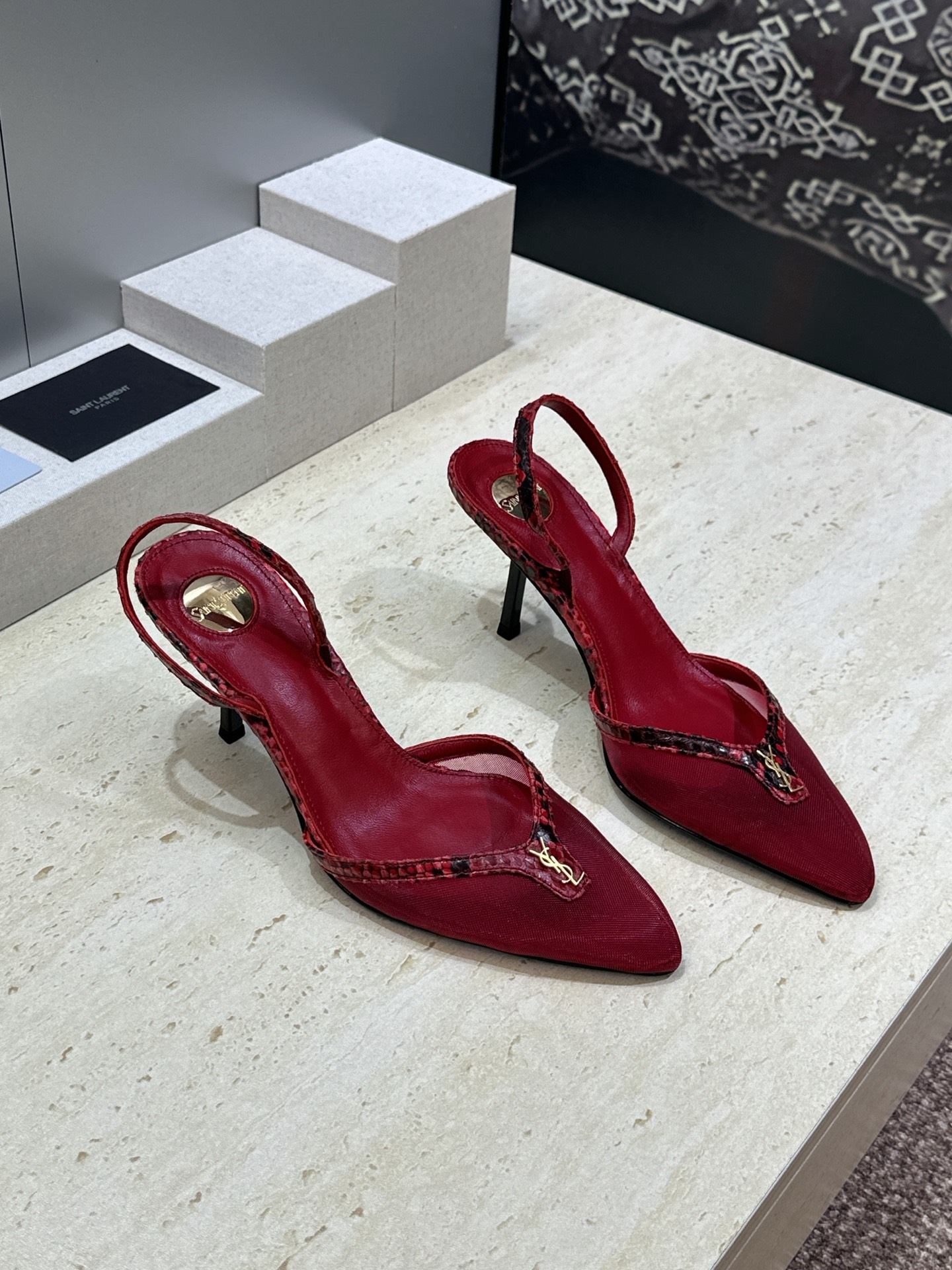 SAINT LAURENT PARIS 圣罗兰2026春夏新款高跟尖头女鞋  YSL字母logo明星同款