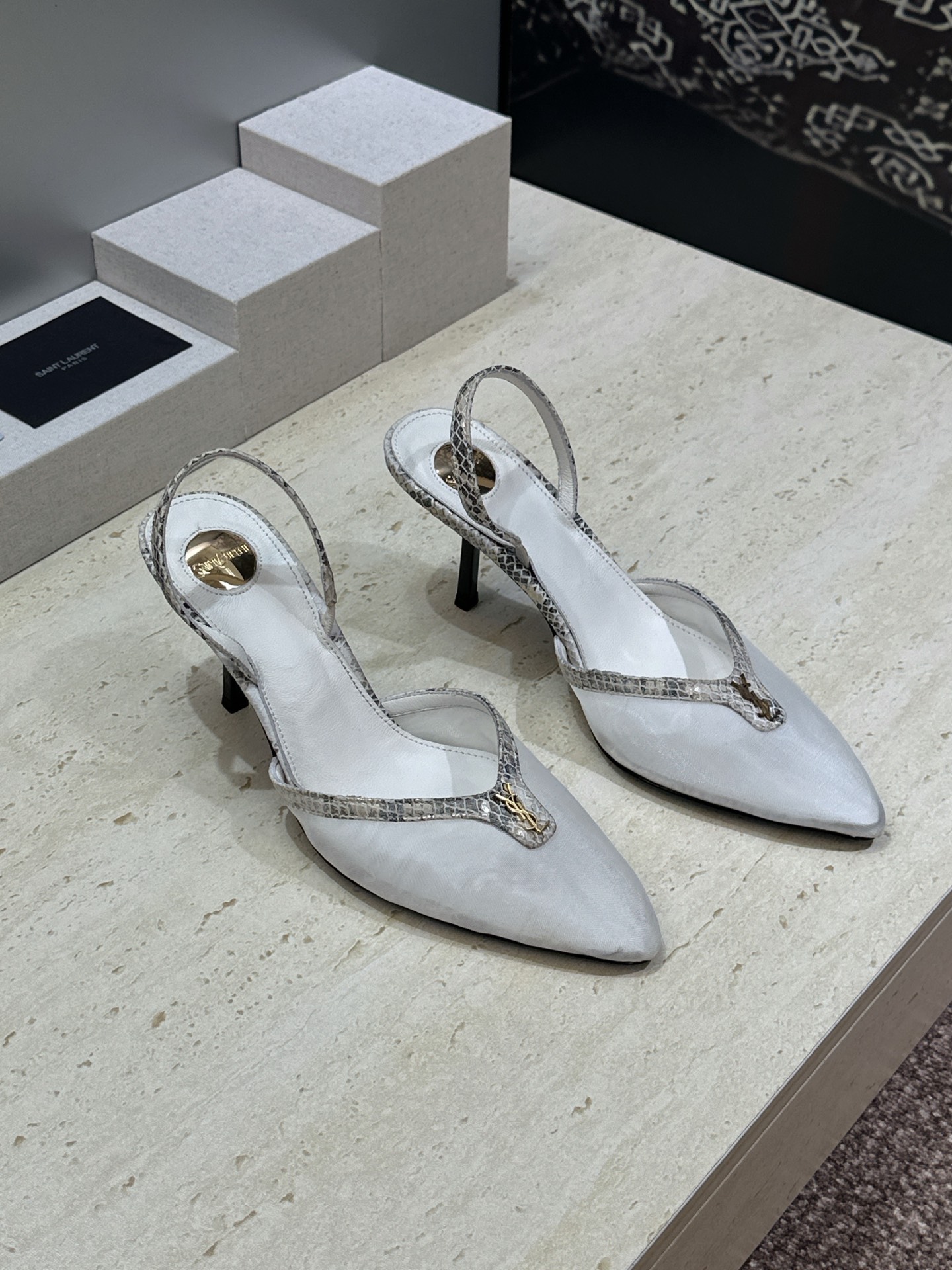 SAINT LAURENT PARIS 圣罗兰2026春夏新款高跟尖头女鞋  YSL字母logo明星同款