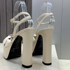 Saint Laurent 圣罗兰 2026春夏新款防水台恨太高交叉带气场高跟女鞋 YSL字母logo五 Saint Laurent 圣罗兰 2026春夏新款防水台恨太高交叉带气场高跟女鞋 YSL字母logo五