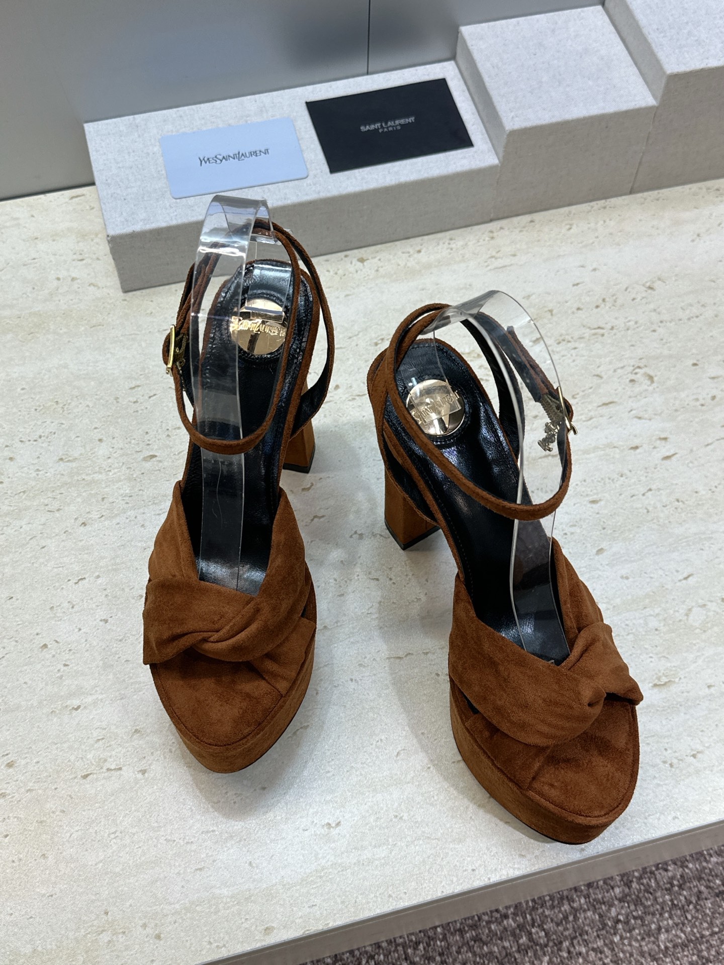 Saint Laurent 圣罗兰 2026春夏新款防水台恨太高交叉带气场高跟女鞋 YSL字母logo五
