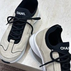 CHANEL 香奈儿2026春夏情侣新款系带阿甘休闲跑鞋男士+10 小香双C字母logo厚底圆头拼色运动老爹鞋 材质: CHANEL 香奈儿2026春夏情侣新款系带阿甘休闲跑鞋男士+10 小香双C字母logo厚底圆头拼色运动老爹鞋 材质: