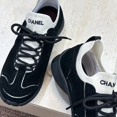 CHANEL 香奈儿2026春夏情侣新款系带阿甘休闲跑鞋男士+10 小香双C字母logo厚底圆头拼色运动老爹鞋 材质: CHANEL 香奈儿2026春夏情侣新款系带阿甘休闲跑鞋男士+10 小香双C字母logo厚底圆头拼色运动老爹鞋 材质: